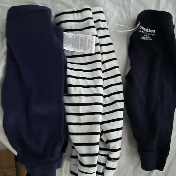 Bundle - Picture 2 of 2